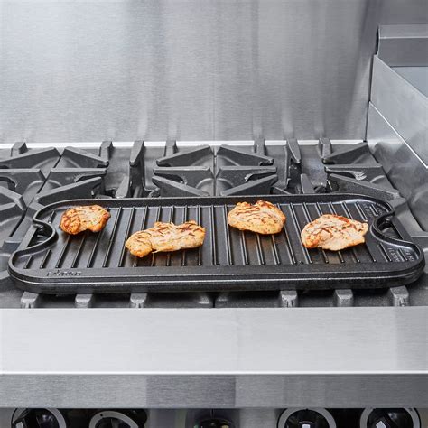 Lodge Cast Iron Reversible Griddle Pre Seasoned Webstaurantstore