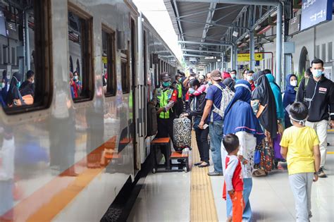 Tiket Lebaran Masih Tersedia Ayo Mudik Naik Kereta Api Gitulah