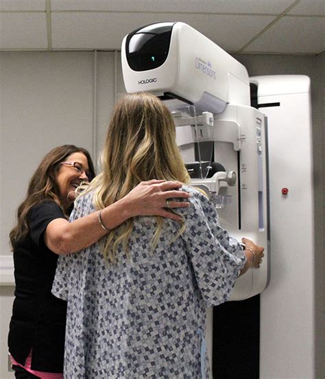 3d Mammo Machine Improving Accuracy And Comfort Of Breast Cancer