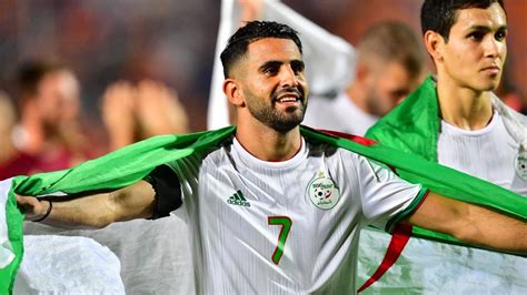 Riyad Mahrez Snubbed Polémique Autour des Finalistes du Ballon d Or