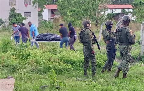 Militares descubrieron una fosa común ubicada en el sur de Esmeraldas