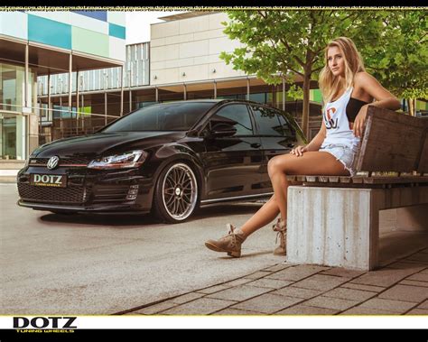 Vw Golf Mk7gti Pula Vw Golf Variant Gti Mk7 Volkswagen Gti Engin Gtd Golf Gti Car Girls