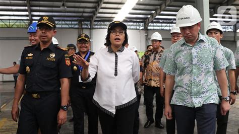 Sri Mulyani Ingatkan Petugas Bea Cukai Barang Penumpang Jangan Diaduk