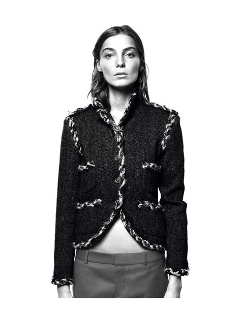 Daria Werbowy Magazine Photoshoot For Vogue Paris Magazine August 2013