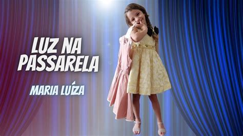 Luz Na Passarela Que La Vem A Mama 👗 Youtube