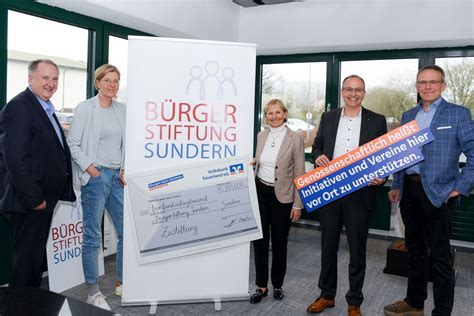 65 000 Euro für Bürgerstiftung Sundern von der Volksbank Sauerland