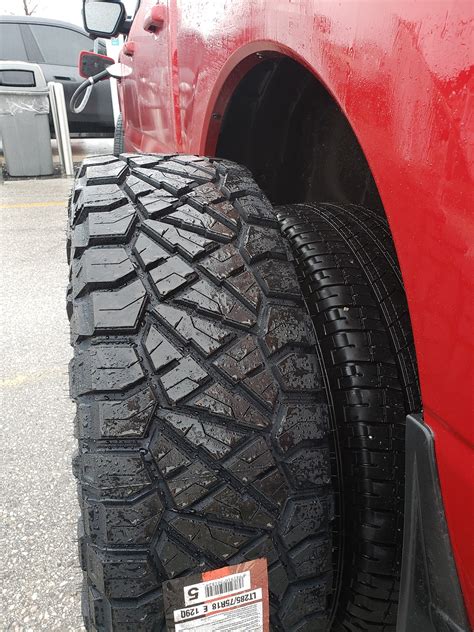 285 75 18 Nitto A/T tires on my 2022 Lariat ER | Ford Lightning Forum ...