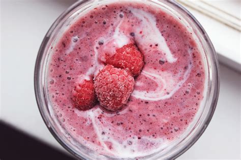 Raspberry Coconut Smoothie Vincent Griffin