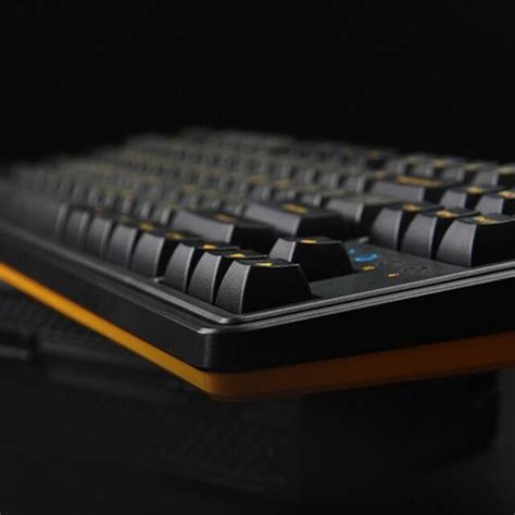 FLESPORTS CMK87 SAM Three Mode Full Key Hot Swap 87 Key 2 4G Wireless Bluetooth Wired