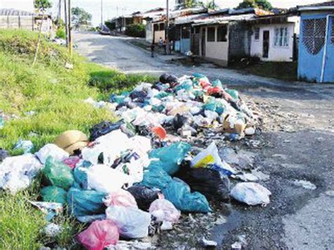 Toneladas De Basura Saturan Calles De Lim N La Naci N