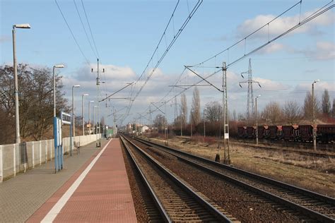 Poznań Junikowo train station 16 02 2016 szogun000 Flickr