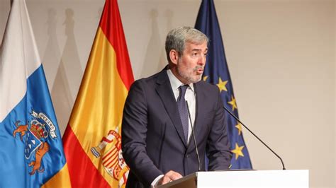 CRISIS MIGRATORIA CANARIAS Clavijo Admite Debate Interno En CC