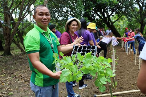 DA DILG Launch HAPAG KAY PBBM Agri Program In Pavia Iloilo DA