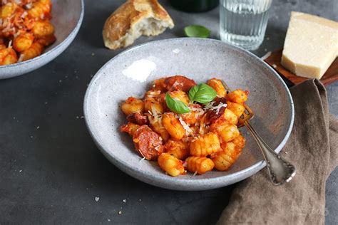 Einfache Chorizo Gnocchi Pfanne Bake To The Roots Bake To The Roots