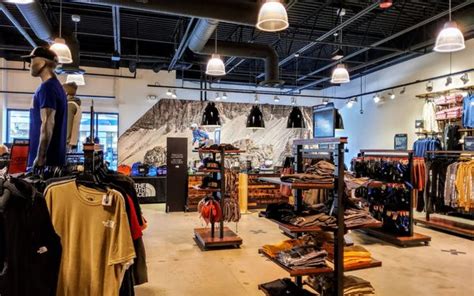 The North Face Philadelphia Premium Outlets Updated January