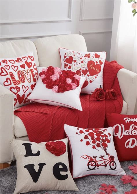 Valentine S Day Pillow Covers Valentines Diy Valentines Pillows