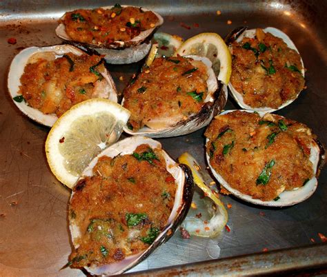 Chouriço Stuffed Clams