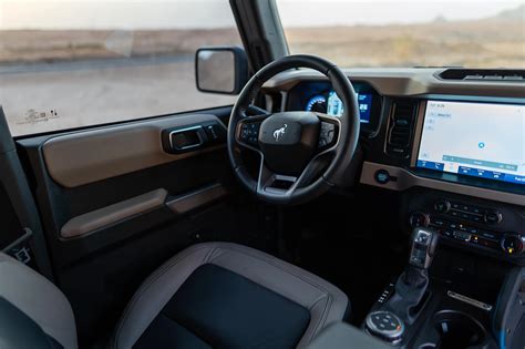 Rent Ford Bronco Blue In Dubai Suv Octane Car Rental Dubai