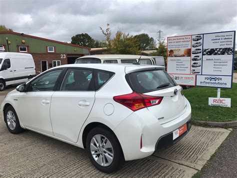 Toyota Auris Icon Vvt Cvt Hybrid White Full Service