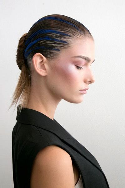 31 Sleek Hairstyles That Will Help You Beat the Heat This Summer | Glamour