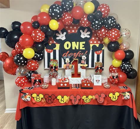 Mickey Mouse Birthday Party Ideas | Photo 1 of 25 | Catch My Party