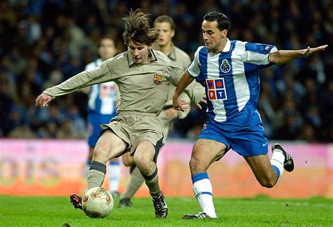 A 17 años del primer partido de Messi en la primera del Barcelona ...