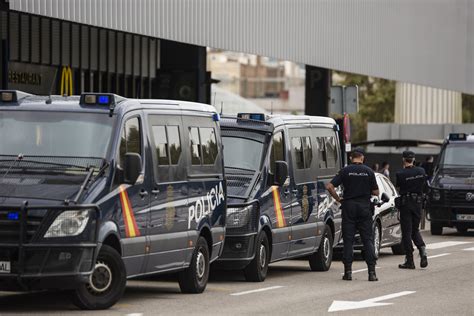 Se Refuerza La Presencia Policial En Las Principales Infraestructuras