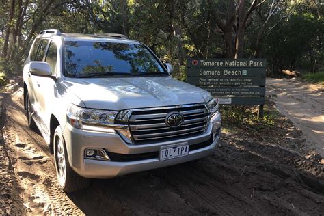 Toyota LandCruiser Sahara 4WD 2020 Review - OzRoamer