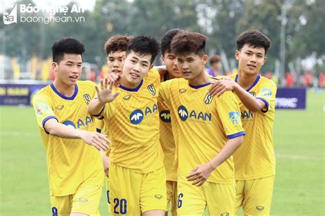 8 Cầu Thủ Slna được Triệu Tập Lên U17 Việt Nam Gồm Những Ai