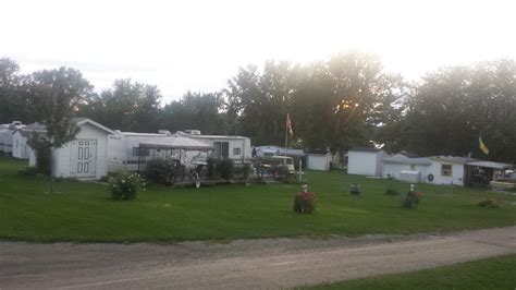 Smiths Trailer Park And Camp 736 King St Midland On L4r 0b8 C