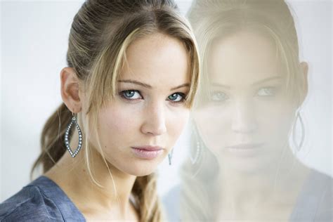 Haley Bennett Vs Jennifer Lawrence Do They Lookalike And Who Is More