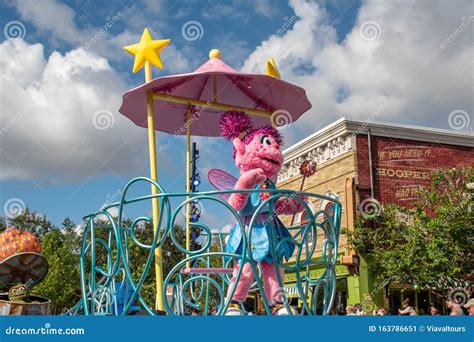 Abby Cadabby On Colorful Float In Sesame Street Parade At Seaworld 2