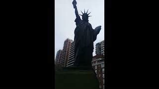 La Estatua De La Libertad De La Plaza De Barrancas De Belgrano