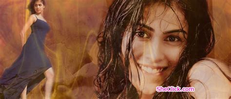 Bollywood Bold Actress Genelia DSouza Biography And Hot Pictures SheClick