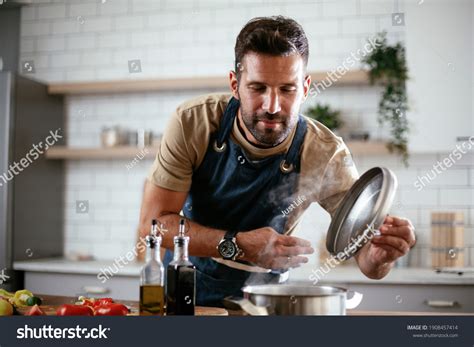 6 133 903 Delicious Food Cooking Images Stock Photos And Vectors