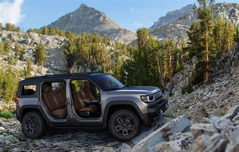 Les Jeep Recon et Jeep Wagoneer S électriques sont le Yin et le Yang de