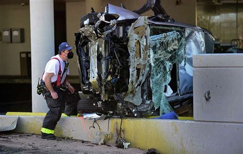 Rollover Crash Sends 1 To Hospital Closes Norwalk Intersection