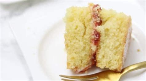 The Best Mary Berry All In One Victoria Sponge Cake Recipe British