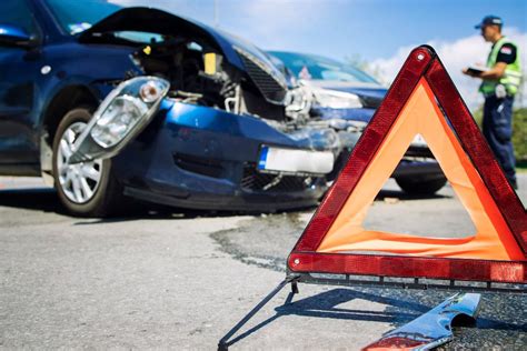 Cómo Reclamar Una Indemnización Accidente Tráfico Defensa Total Actualidad Y Noticias De