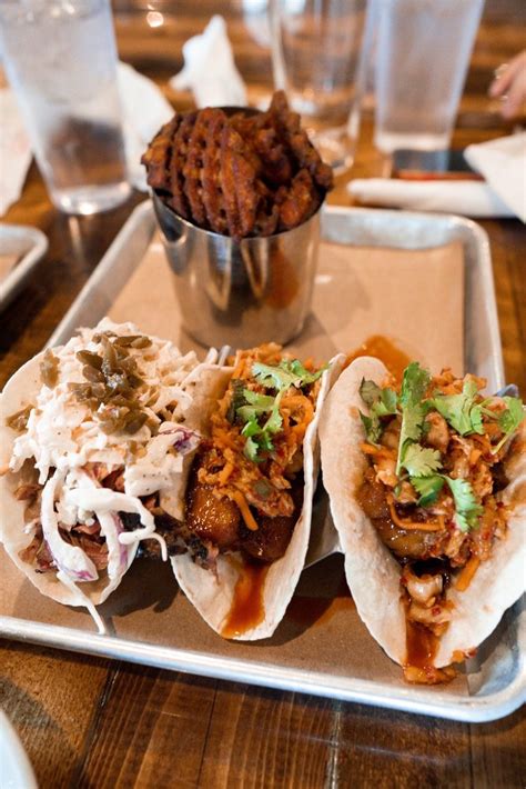 Old City Barbeque 368 Photos And 399 Reviews 700 York St
