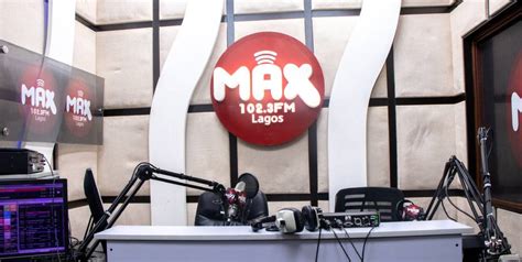 About Us 102 3 Max Fm