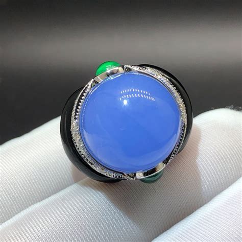 Cartier 18k White Gold Chalcedony Emeralds Onyx Diamond Surnaturel