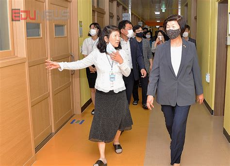 울산화암고의 ‘학교공간조성 기념식에 참석한 노옥희 교육감 에듀포토