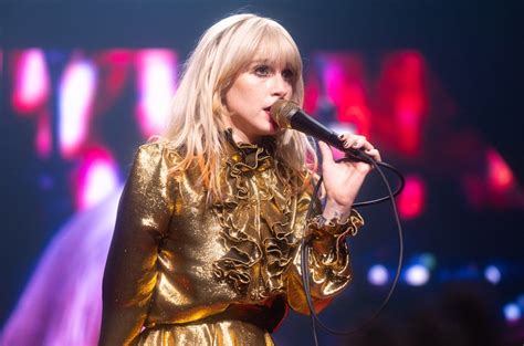 Hayley Williams Shares Health Update After Paramore Postponements