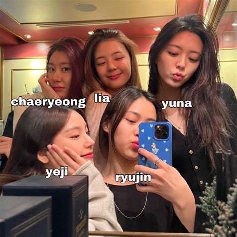 Itzy Instagram Aesthetic Kpop Yuna Yeji Ryujin Lia Chaeryeong