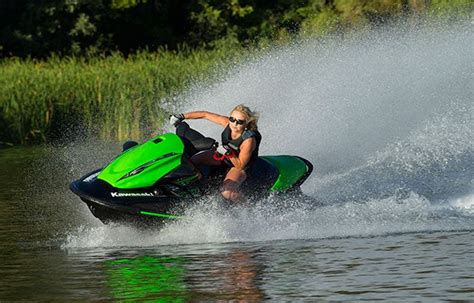 2014 Kawasaki Jet Ski STX-15F Review : personalwatercraft.com