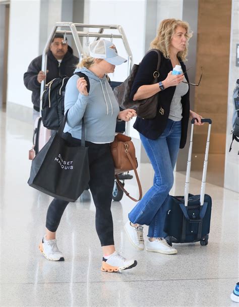 MIRANDA LAMBERT at LAX Airport in Los Angeles 04/30/2023 – HawtCelebs