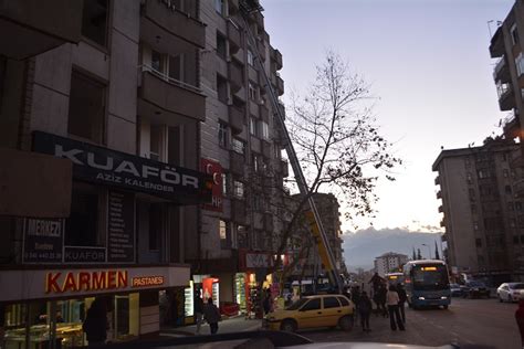 Kahramanmaraşta rezerv alan içerisinde bulunan binalar yıkılıyor