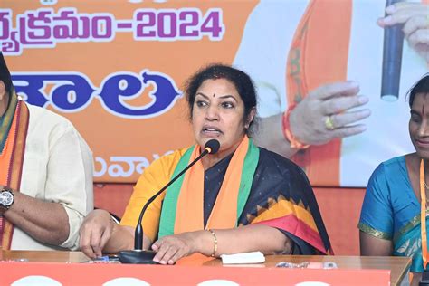 Ap Bjp Chief D Purandeswari Opens Door To New Members