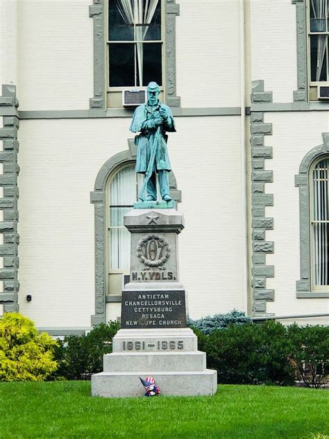 Civil War Monument In Elmira New York Paul Chandler August 2018